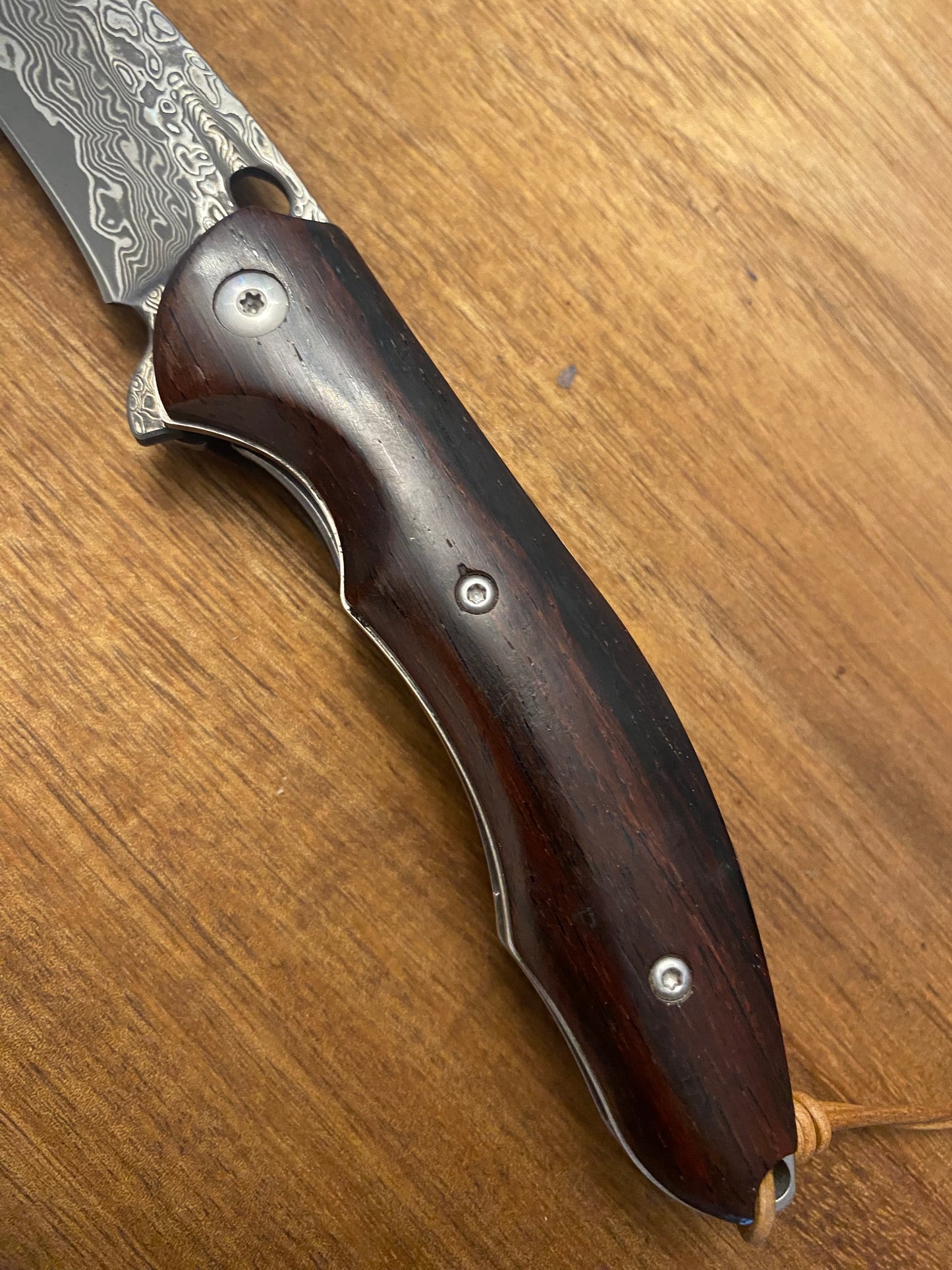 FD-042 Rosewood Pocket knife-Flipper style