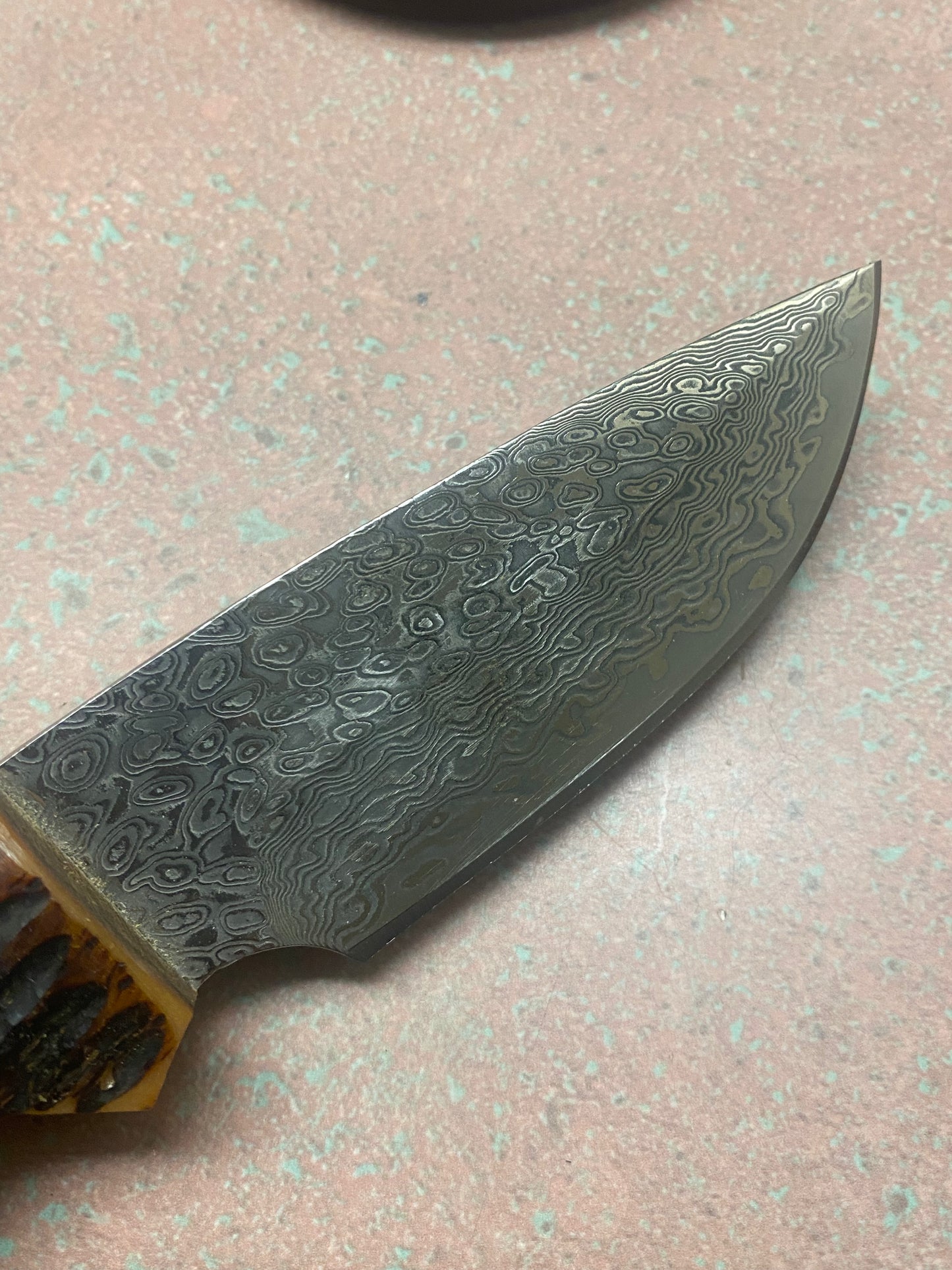 DFX-422 ELK ANTLER KNIFE