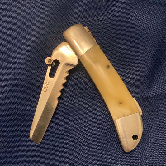FD-031 Custom Bone Knife Handle w/Semi Serrated Damascus Blade/clip