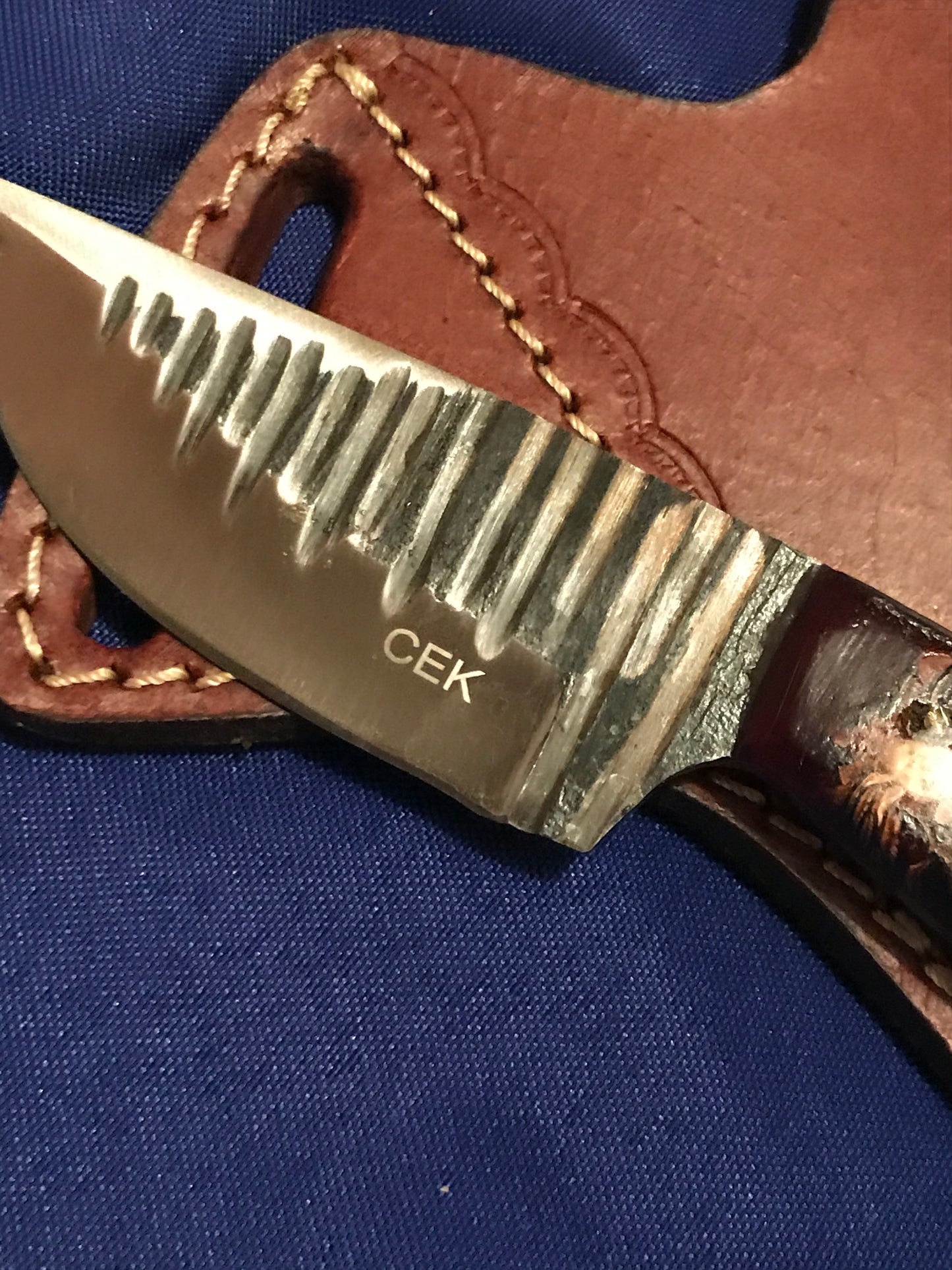 FX-086 PINE CONE HANDLE WIDE BLADE 440C STEEL BLADE KNIFE
