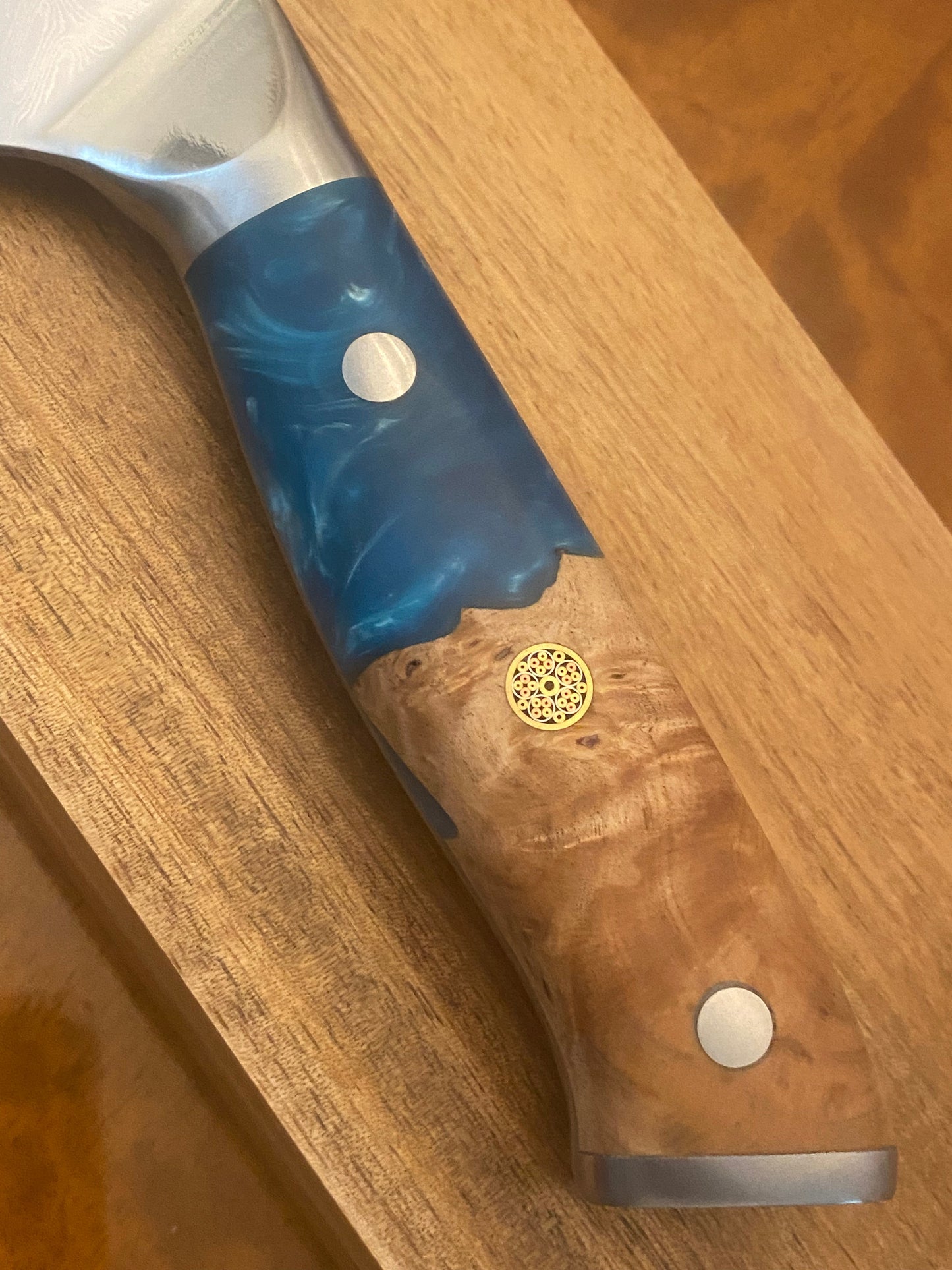 KC-002A  Kitchen knife w/ Burlwood Maple and resin handle