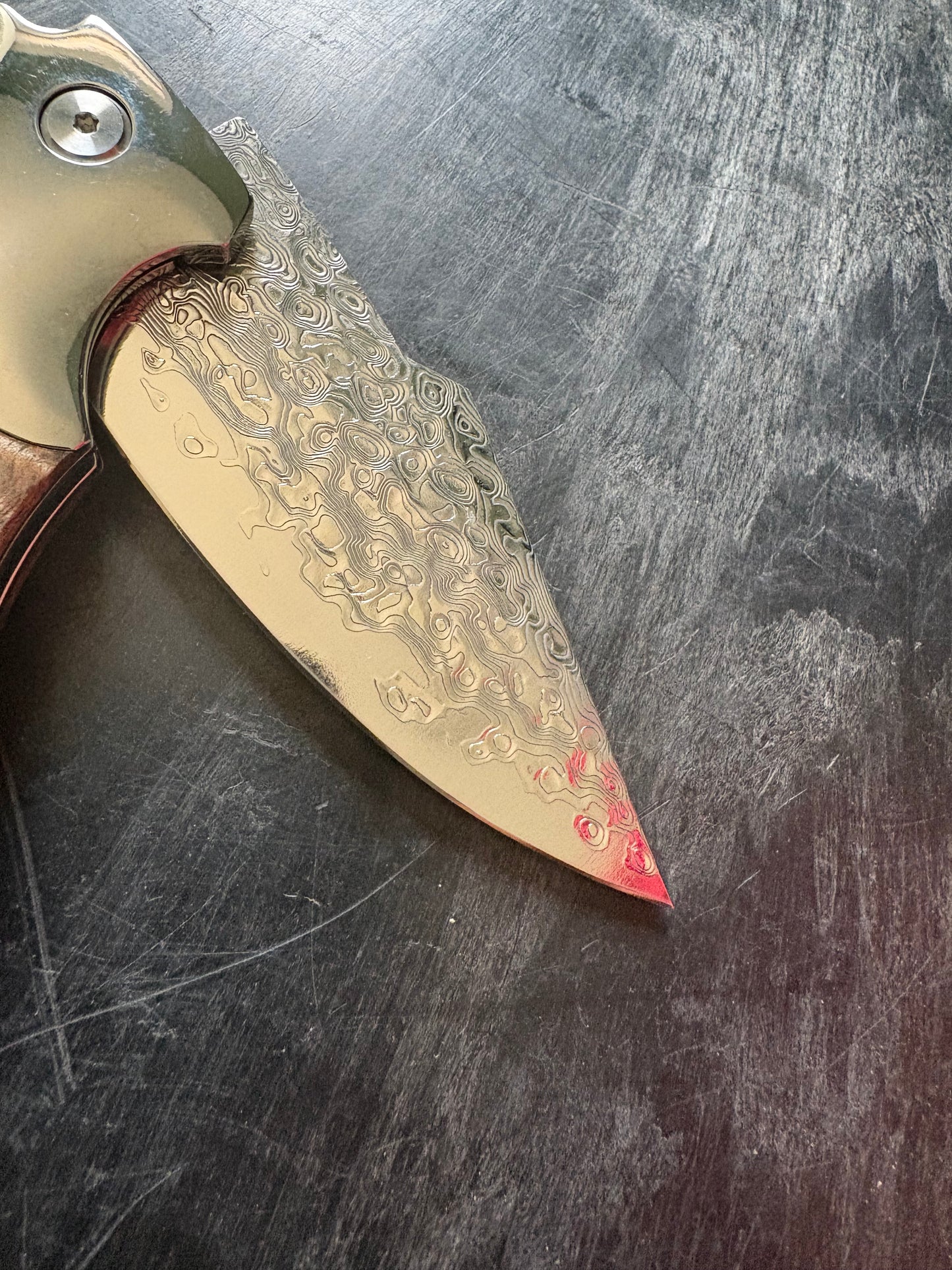 FD-033 Custom Maple Damascus Blade Knife / Engraved