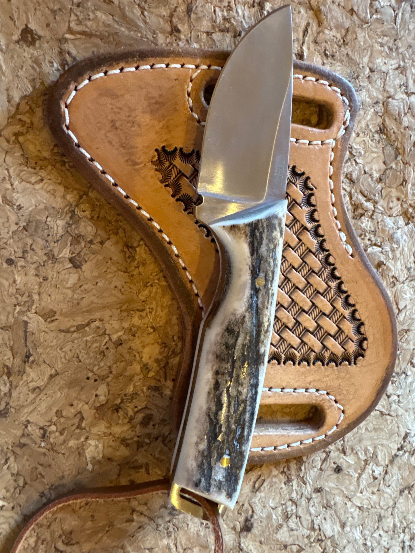 FX-001 Axis Antler Knife