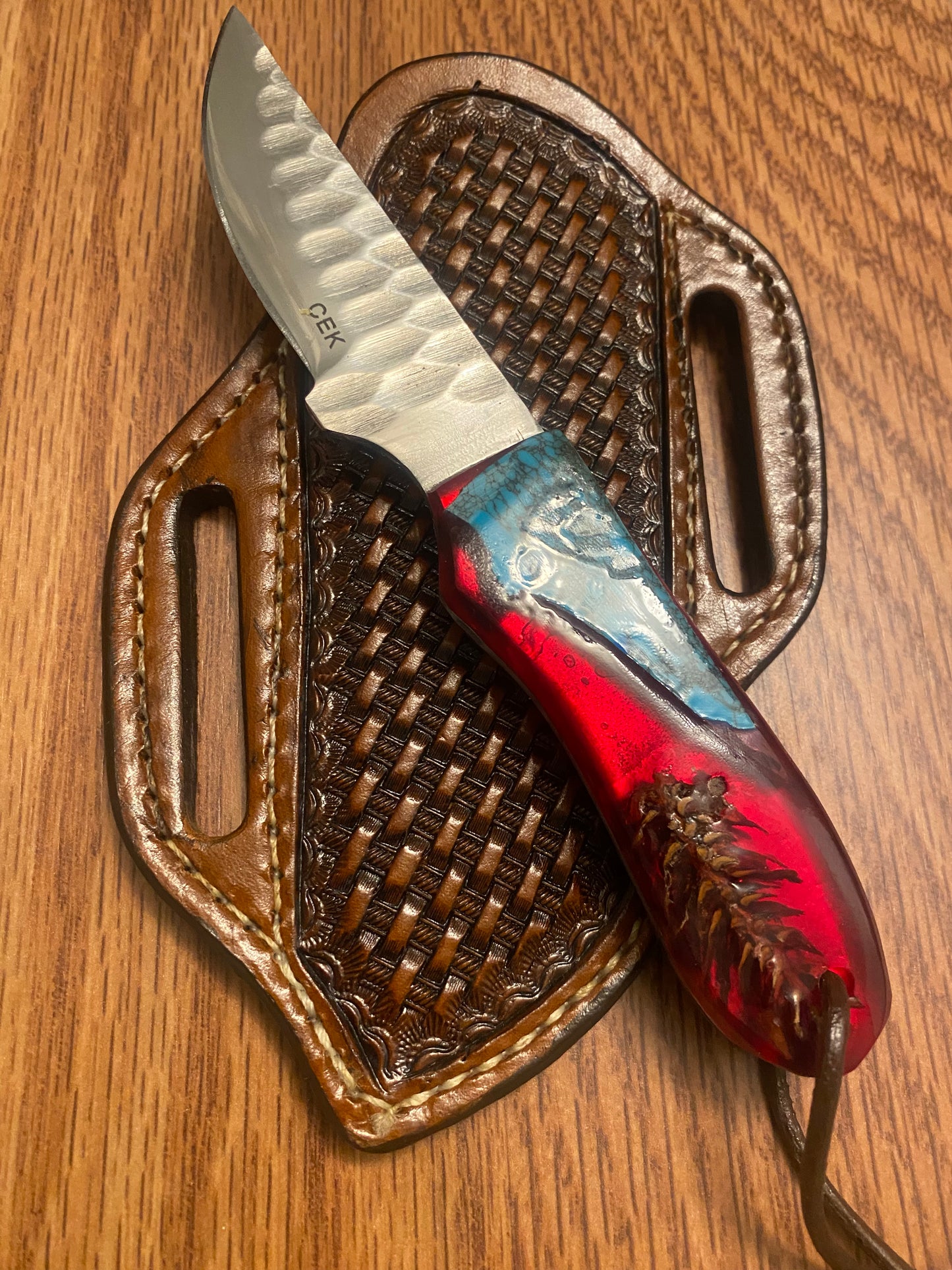 FX-106 Pine Cone / Turquoise Handle Knife