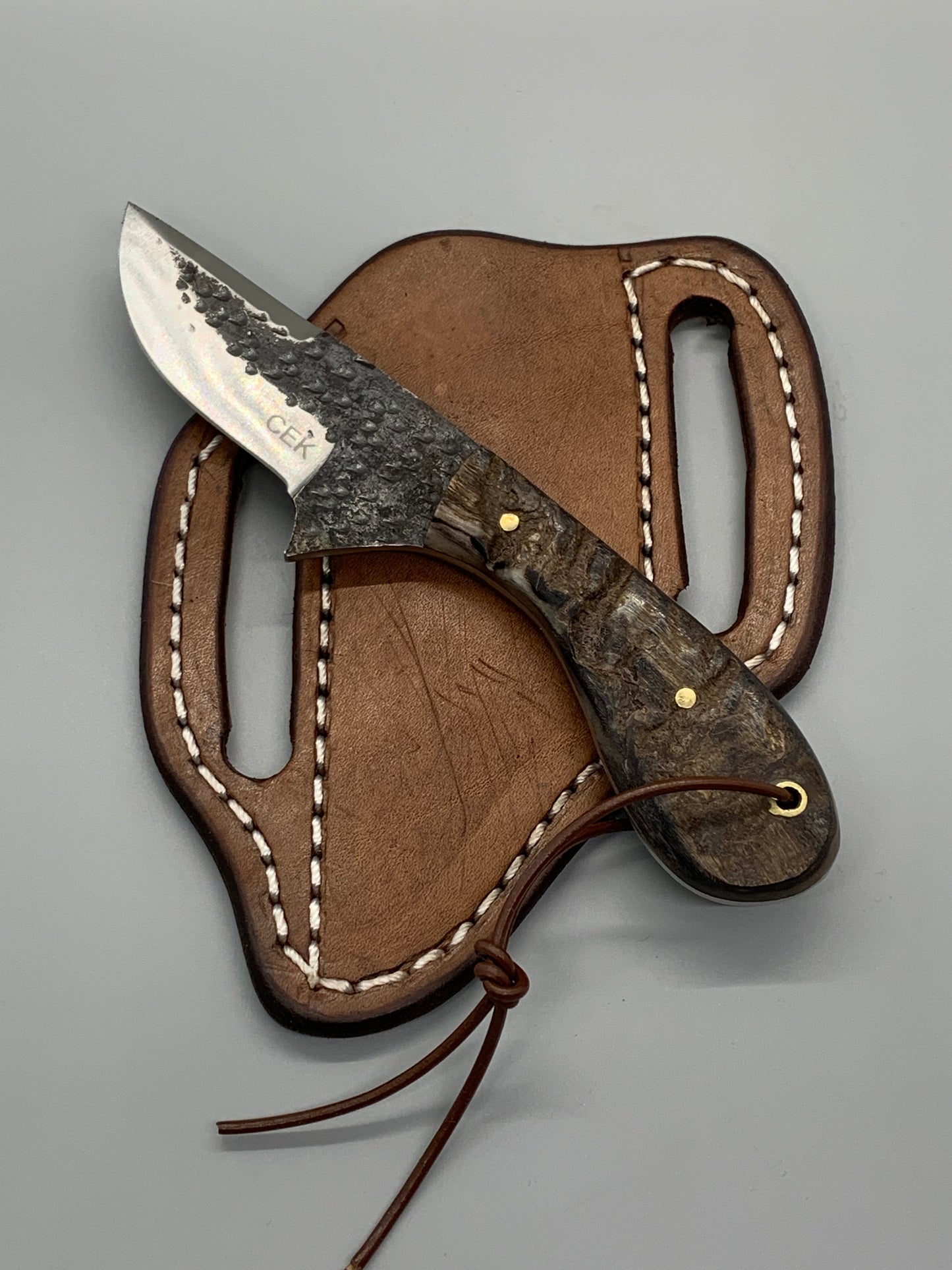 FX-021 Ram Horn Hunting Knife w/Stainless Steel Blade (440c)