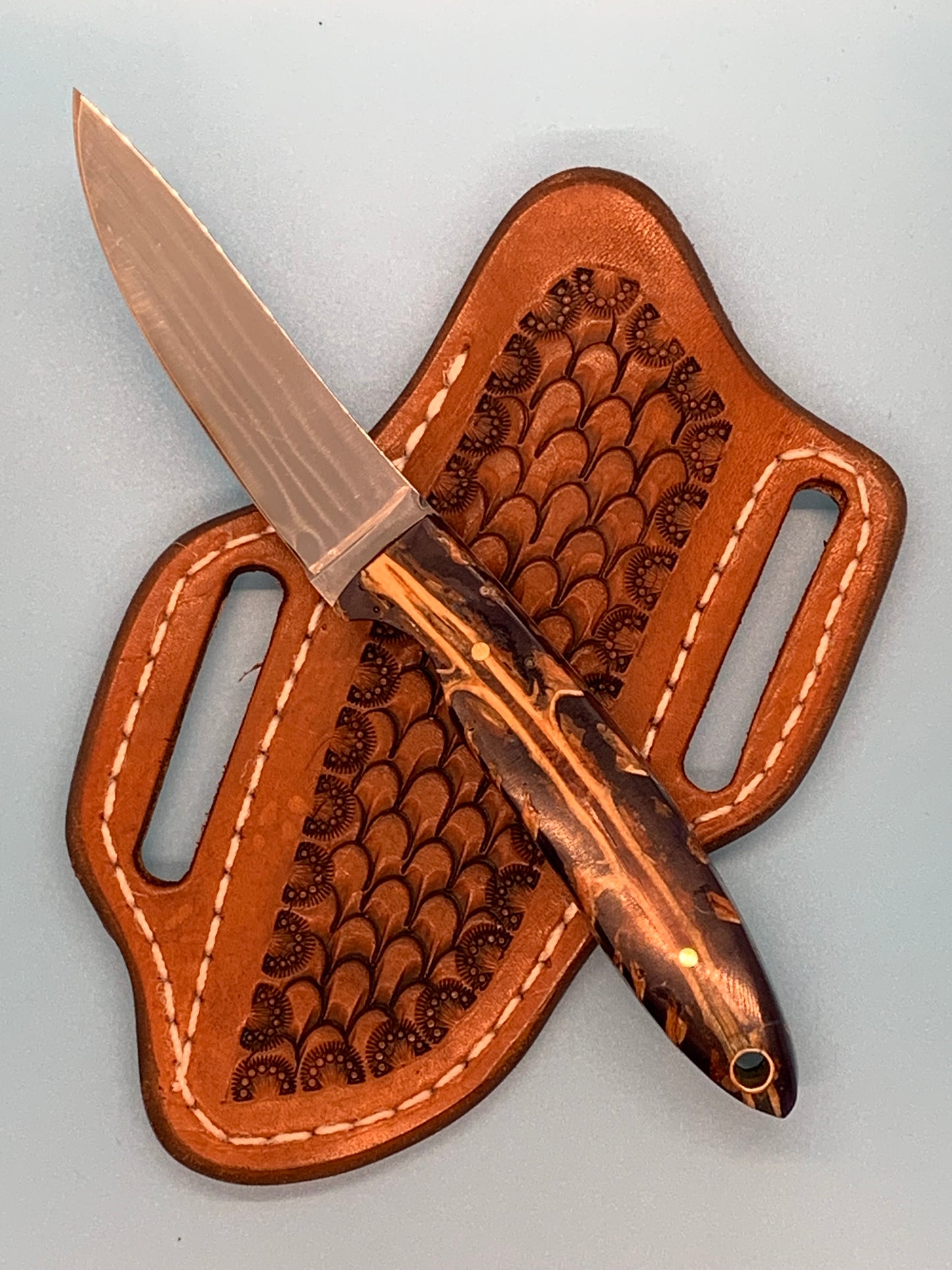 FX-028 Pine Cone Handle Hunting/Utility Knife w/D2 Steel Blade