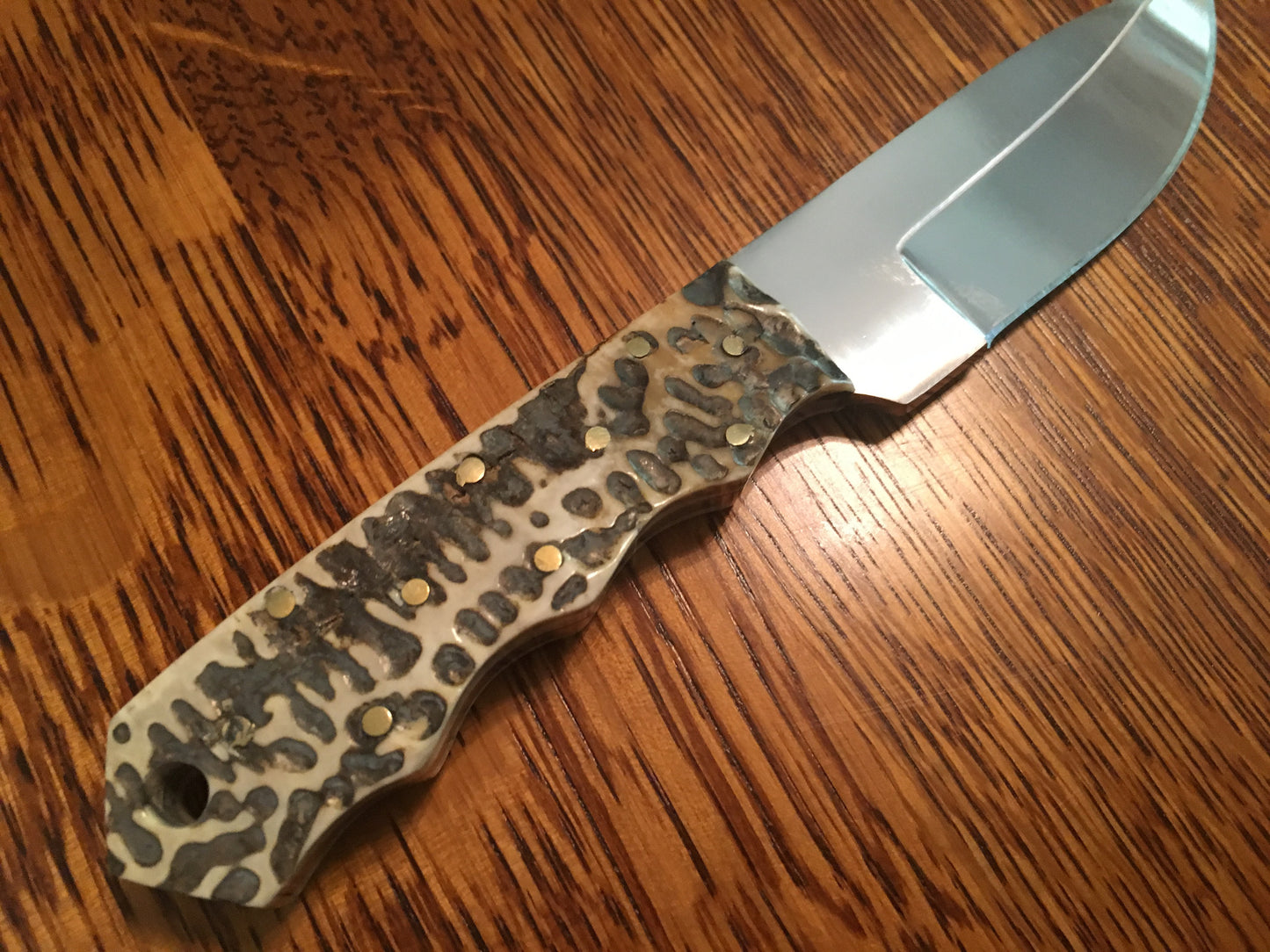 FX-117 Turtle Shell Handle Wide Blade hunting  Knife