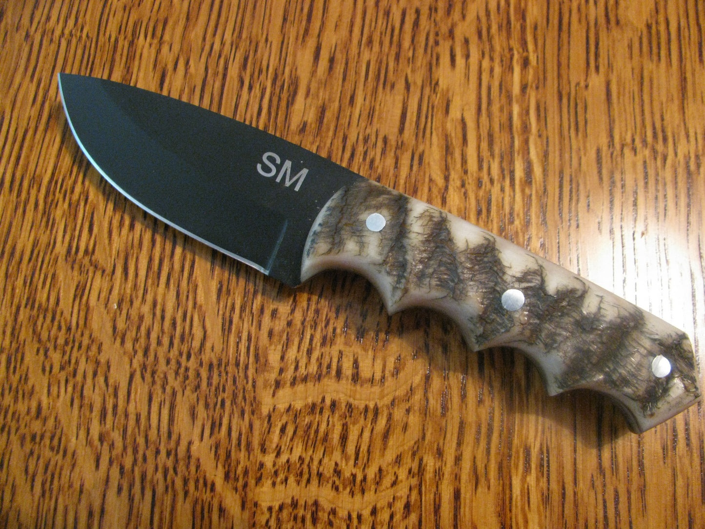 FX-096 RAM HORN HANDLE WIDE BLADE KNIFE