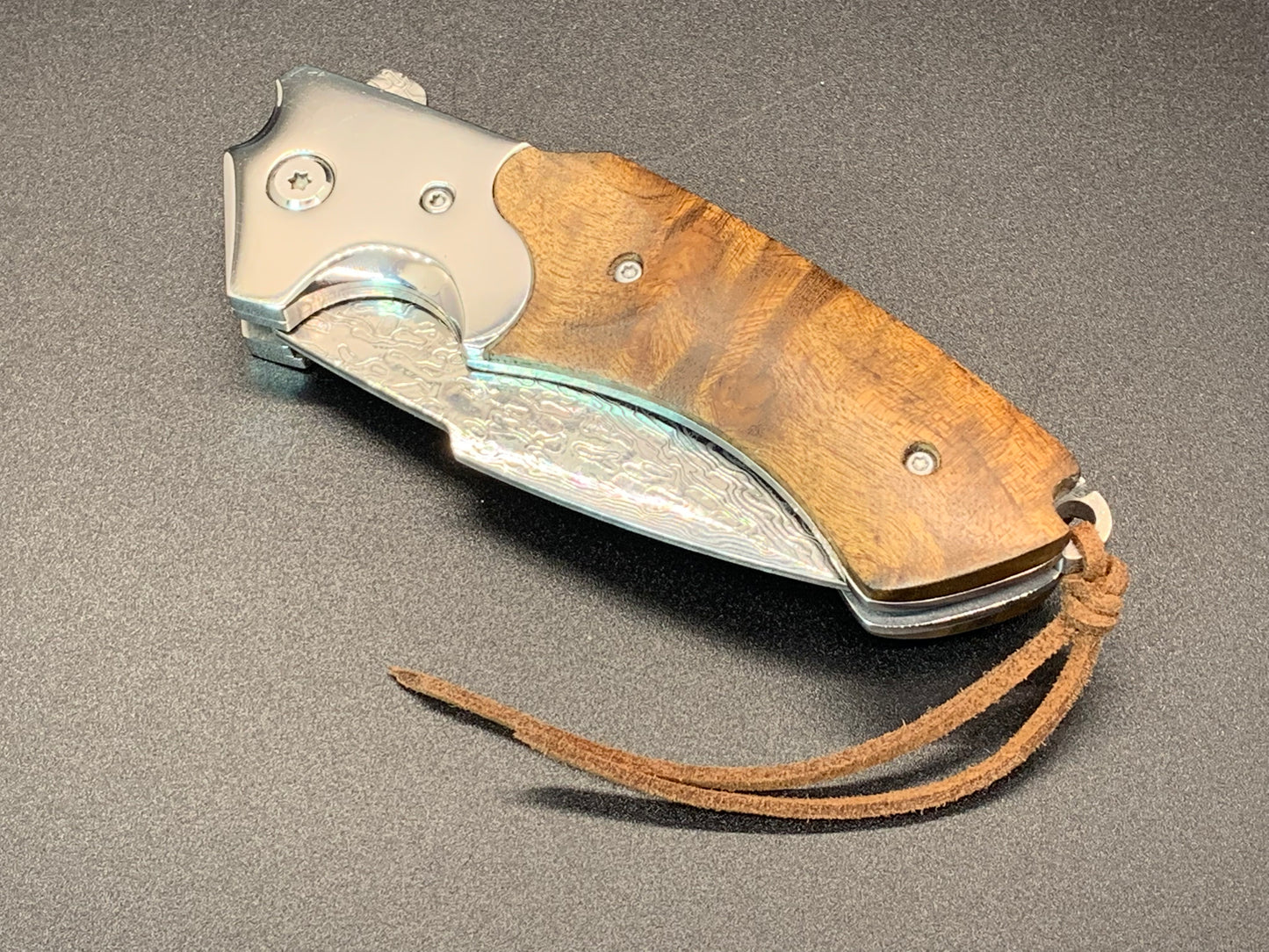 FD-040 Burlwood Maple handle w/52100 Damascus Fold blade