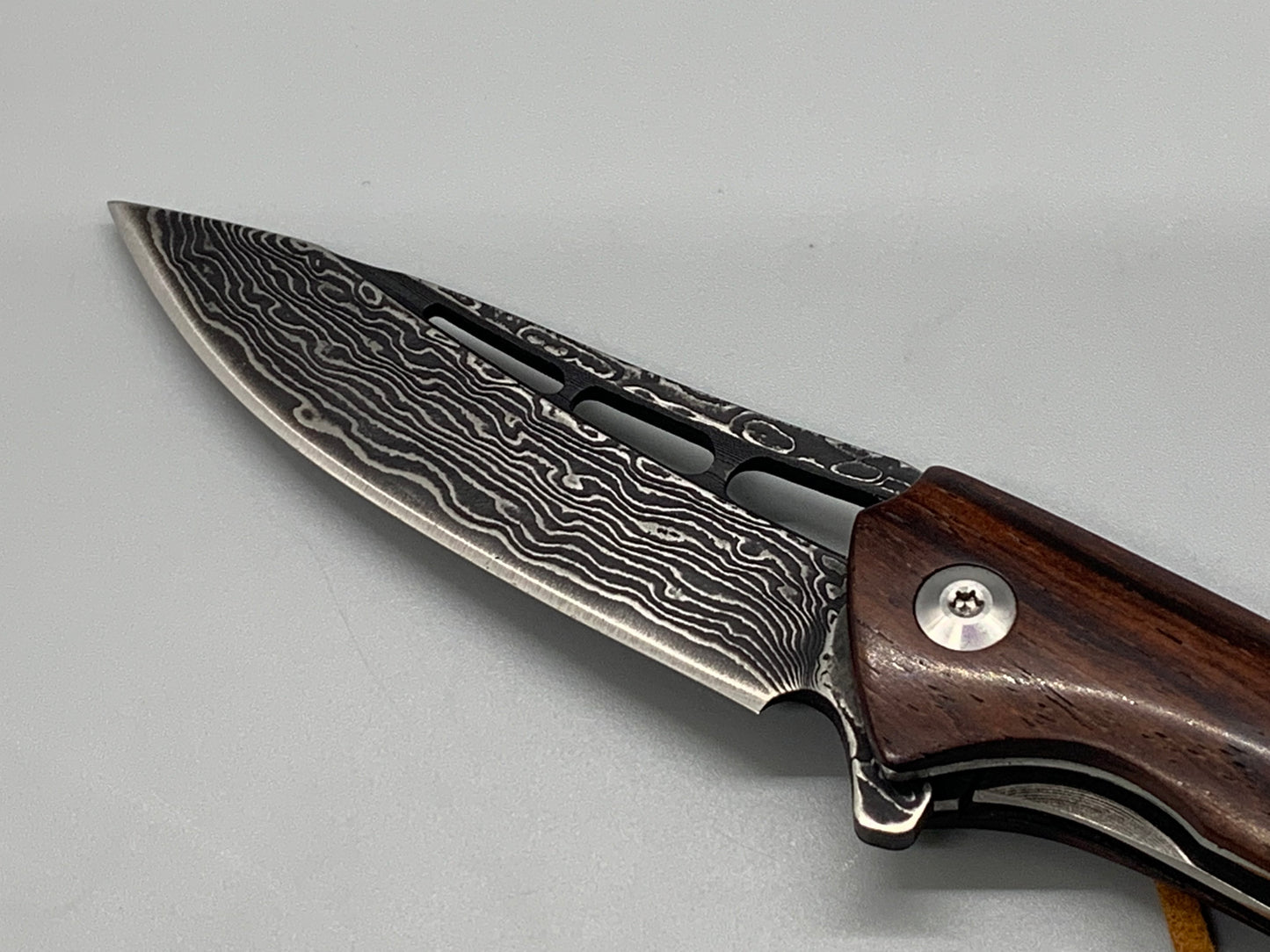 FD-042 Rosewood Pocket knife-Flipper style