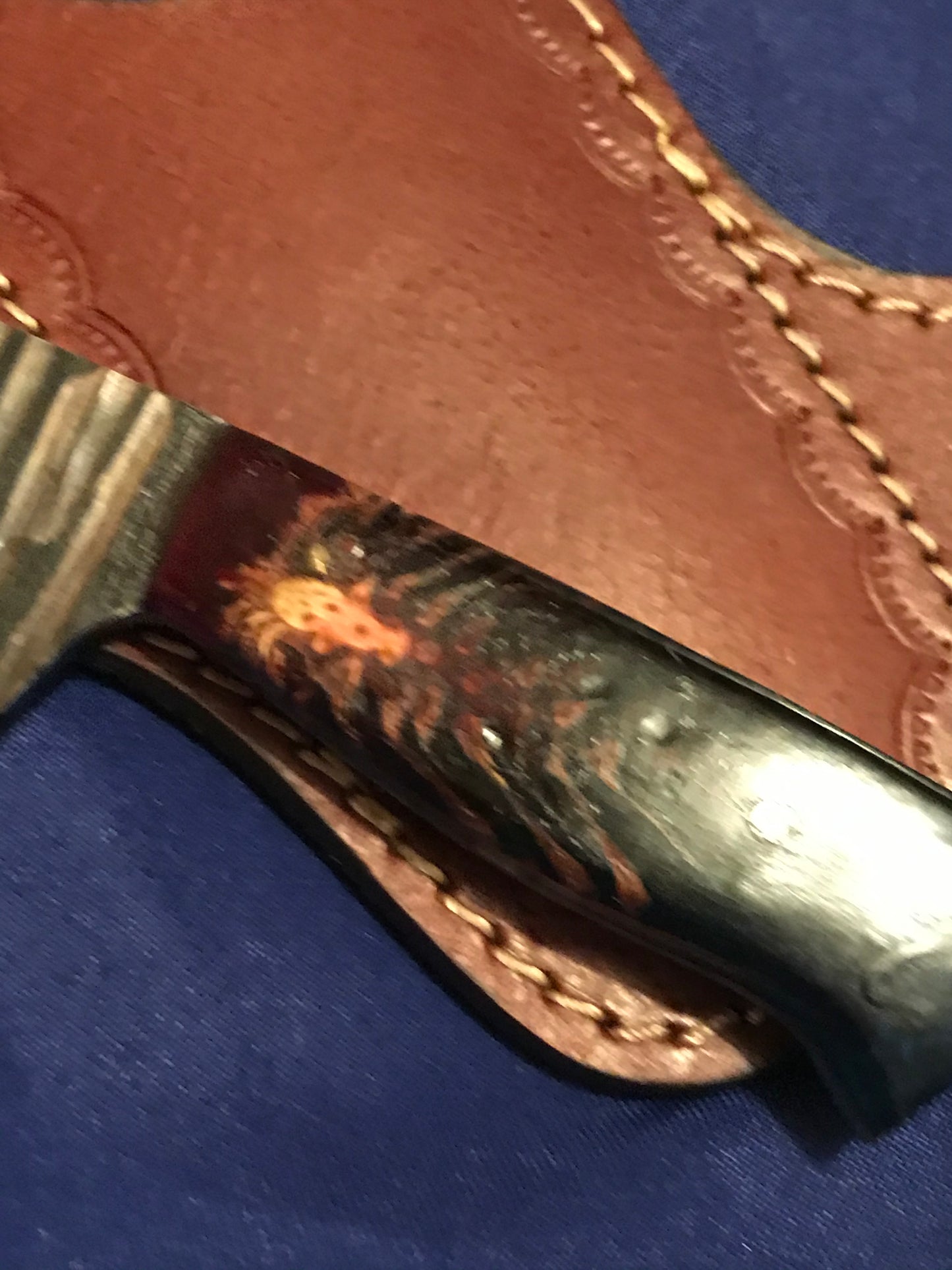 FX-086 PINE CONE HANDLE WIDE BLADE 440C  STEEL BLADE KNIFE