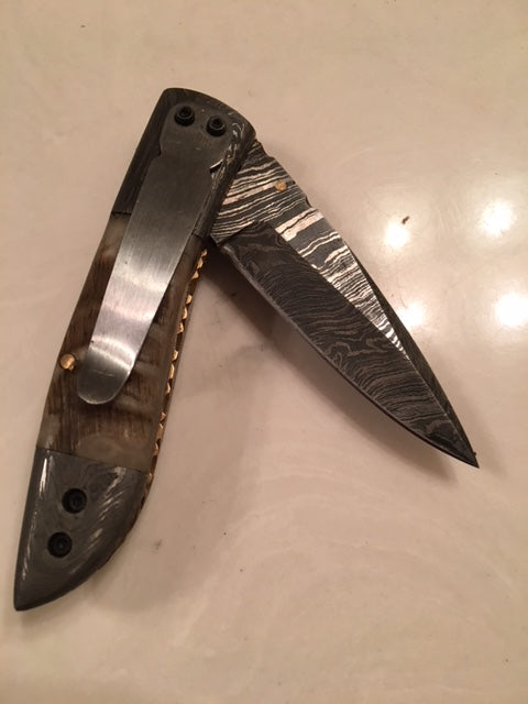 FD-054 RAM HORN FOLDING KNIFE w/ pocket clip