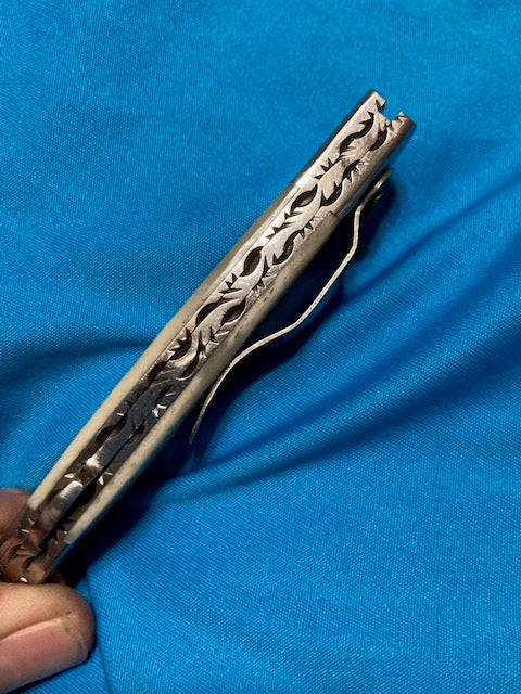 FD-006 Bone Handle Folding Knife W/ D2 steel serrated blade/Rope Cutter